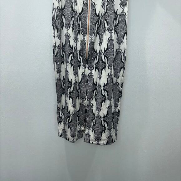 Thomas Wylde 100% Silk Size XS Dress | Originally $1,385 | Luxury Classy Dress - Picture 5 of 12